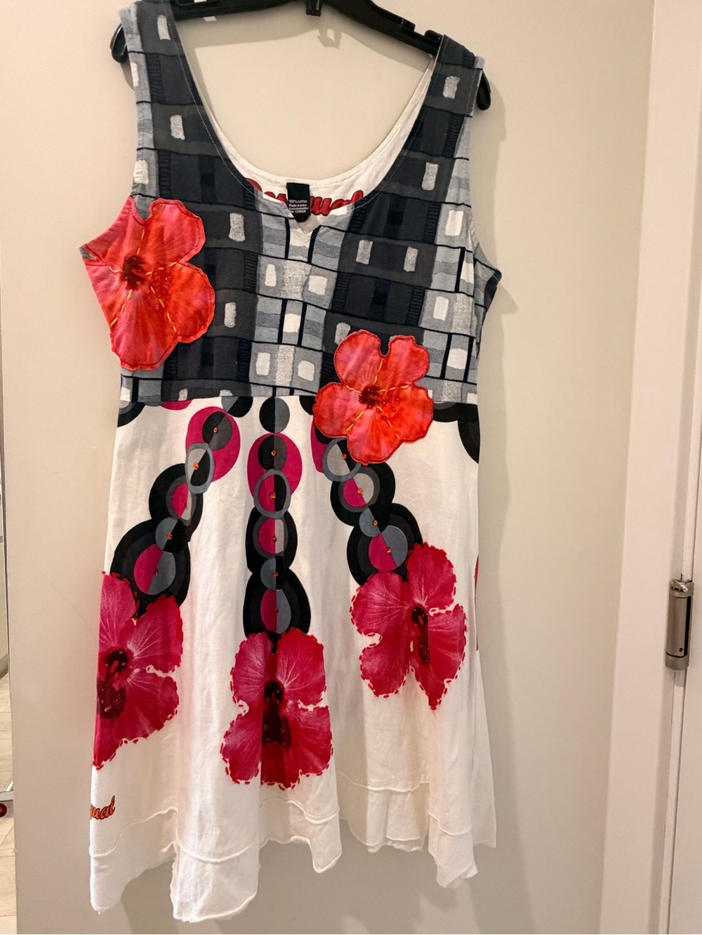 Desigual Sleeveless Floral-Chain Print Dress in White, Pink and Gray